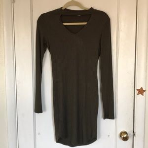 Heart & Hips Moss Green Dress Size Large